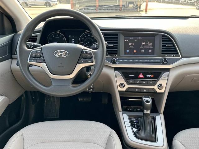 Photo of 2018 Electric Blue Hyundai ELANTRA