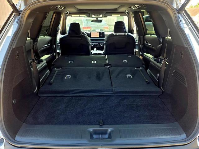 Photo of 2025 Gray INFINITI QX60