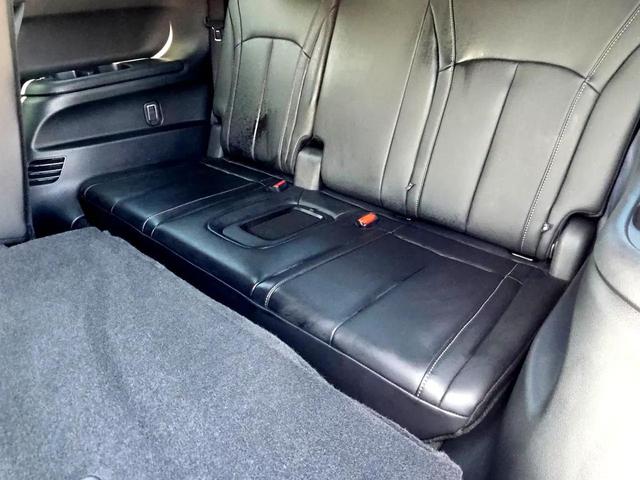 Photo of 2025 Gray INFINITI QX60