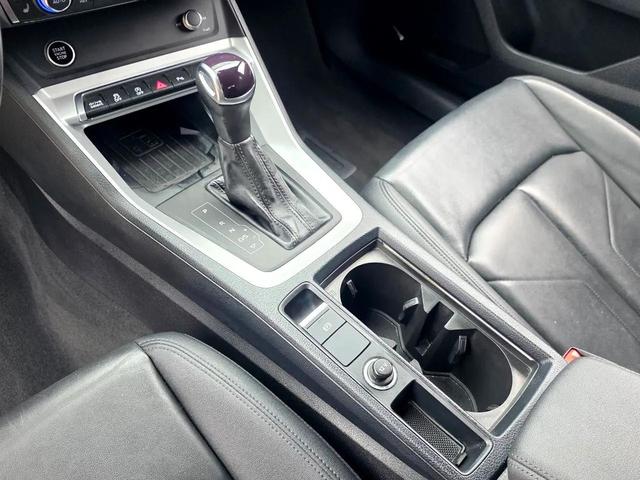 Photo of 2024 White Audi Q3