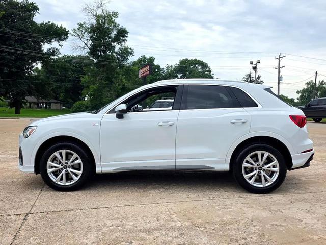 Photo of 2024 White Audi Q3