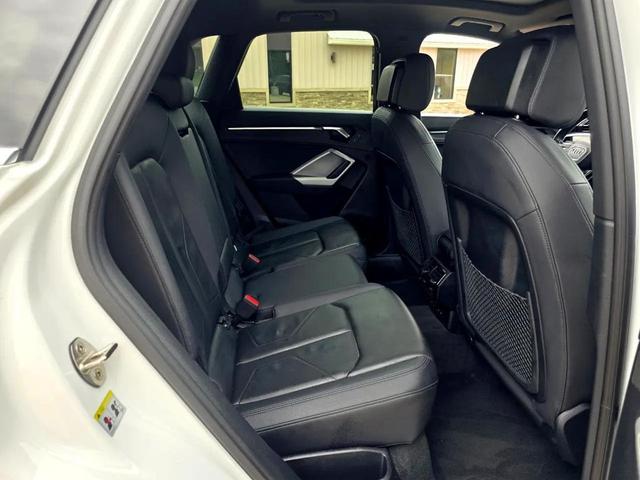 Photo of 2024 White Audi Q3