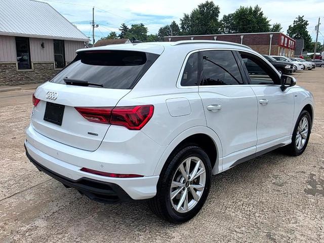 Photo of 2024 White Audi Q3