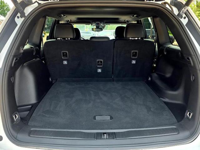 Photo of 2024 Bright White Clearcoat Jeep Grand Cherokee