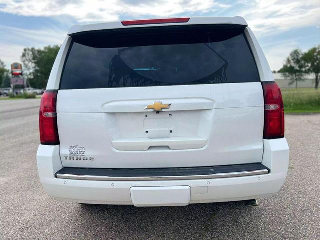 Photo of 2016 White Chevrolet Tahoe