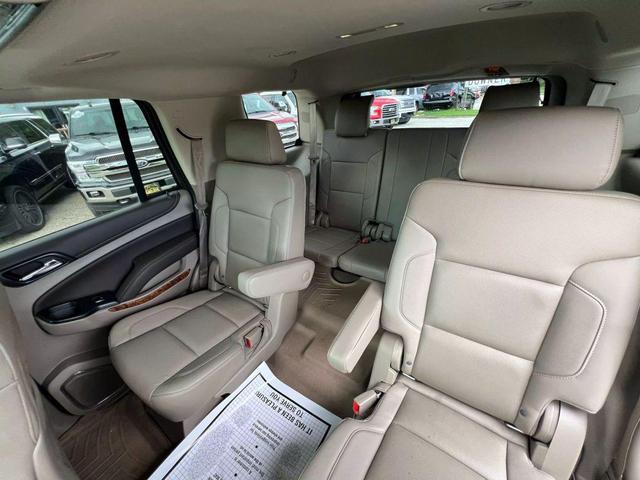 Photo of 2016 White Chevrolet Tahoe