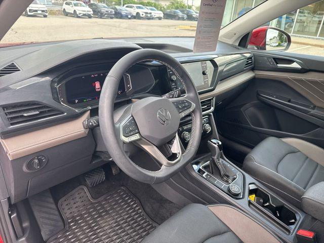 Photo of 2024 Kings Red Metallic Volkswagen Taos