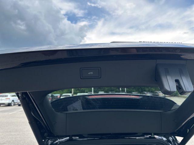 Photo of 2025 Deep Black Pearl Volkswagen Tiguan
