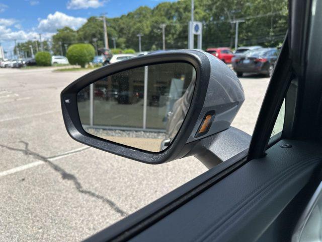 Photo of 2025 Pyrite Silver Metallic Volkswagen Tiguan