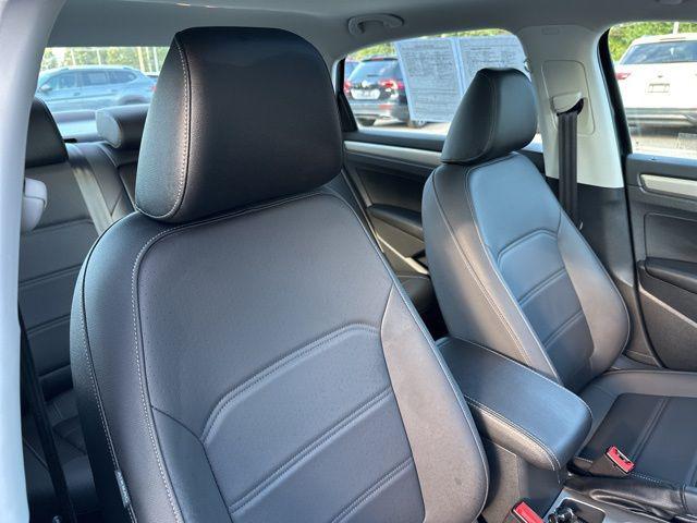 Photo of 2022 Deep Black Pearl Volkswagen Passat