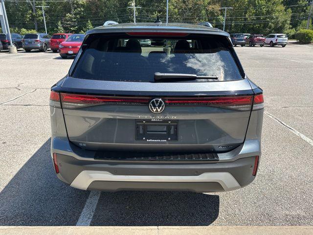 Photo of 2025 Platinum Gray Metallic Volkswagen Tiguan