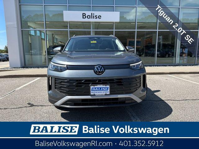 Photo of 2025 Platinum Gray Metallic Volkswagen Tiguan