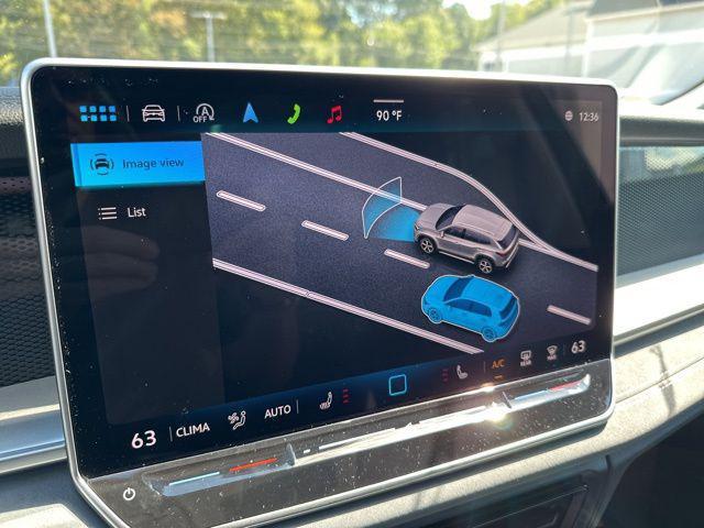 Photo of 2025 Platinum Gray Metallic Volkswagen Tiguan