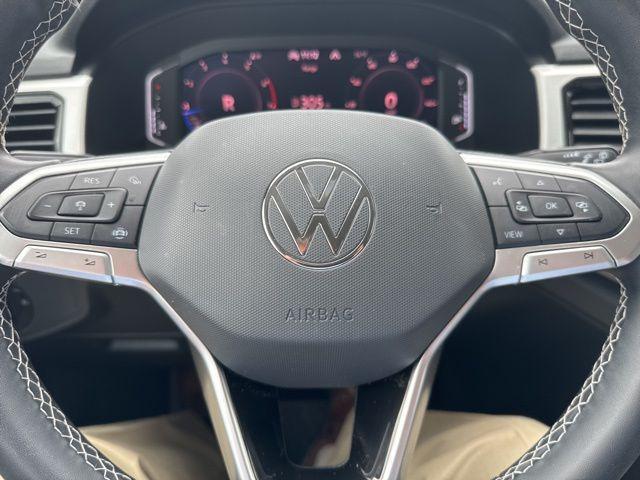 Photo of 2022 Pure White Volkswagen Atlas