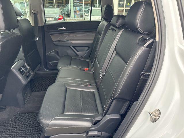Photo of 2022 Pure White Volkswagen Atlas
