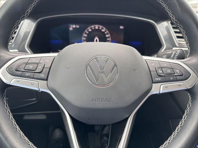 Photo of 2022 Pure White Volkswagen Tiguan