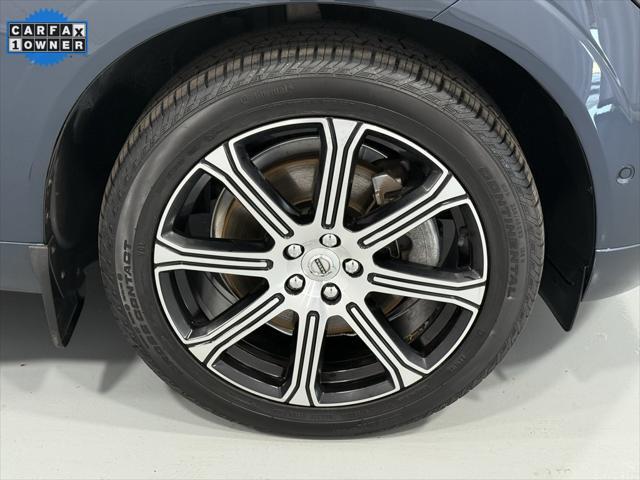 Photo of 2020 Denim Blue Metallic Volvo XC60