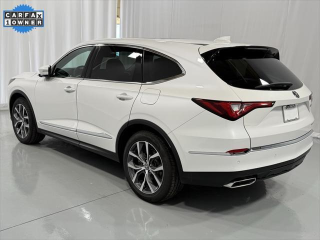 Photo of 2023 Platinum White Pearl Acura MDX