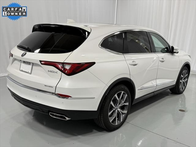 Photo of 2023 Platinum White Pearl Acura MDX