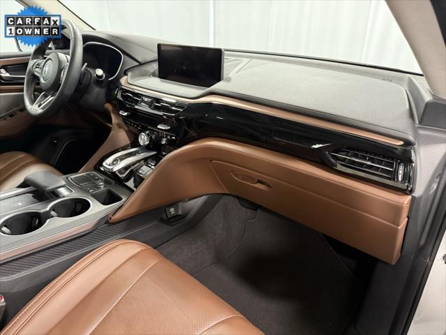 Photo of 2023 Platinum White Pearl Acura MDX
