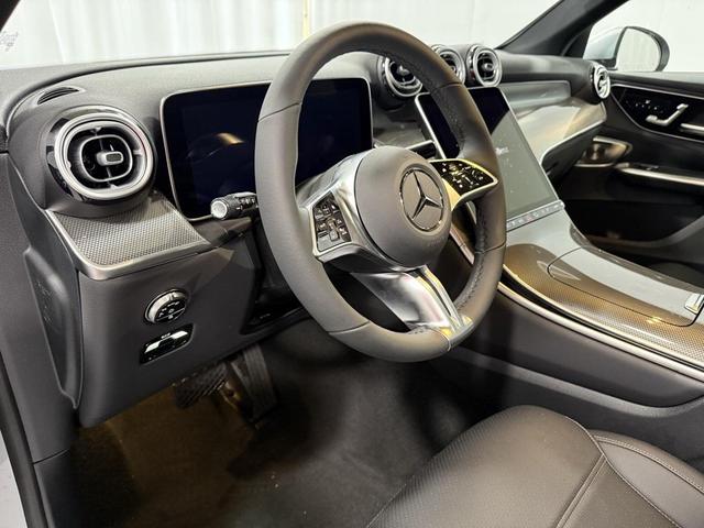Photo of 2025 Silver Metallic Mercedes-Benz GLC 350e