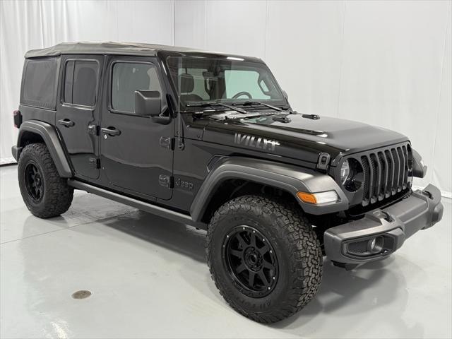 Photo of 2021 Black Clearcoat Jeep Wrangler