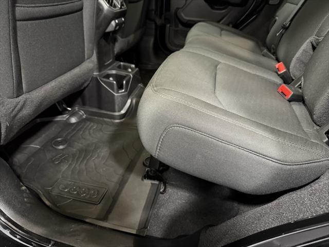 Photo of 2021 Black Clearcoat Jeep Wrangler