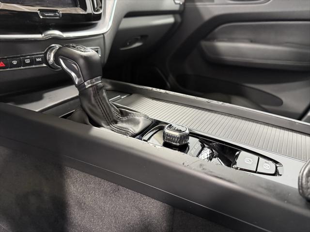 Photo of 2020 Osmium Gray Metallic Volvo XC60
