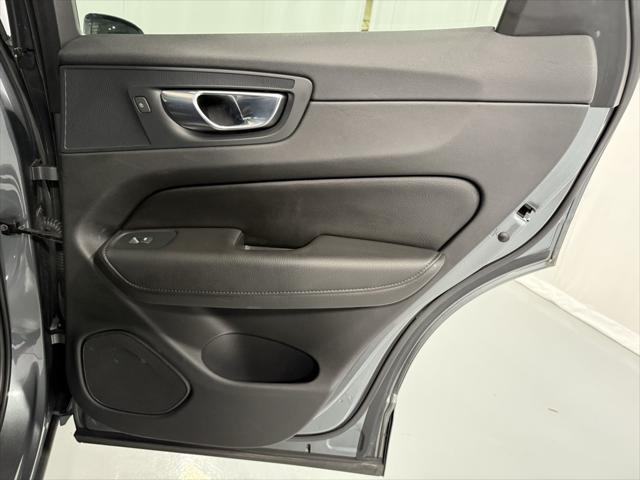 Photo of 2020 Osmium Gray Metallic Volvo XC60