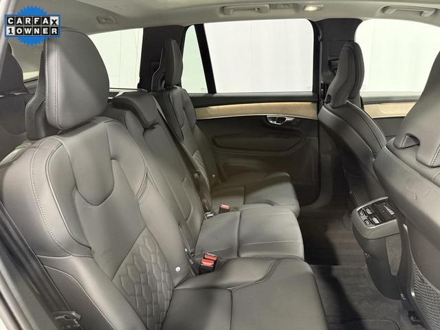 Photo of 2025 Vapour Grey Metallic Volvo XC90