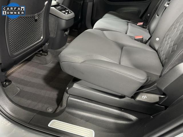 Photo of 2025 Vapour Grey Metallic Volvo XC90
