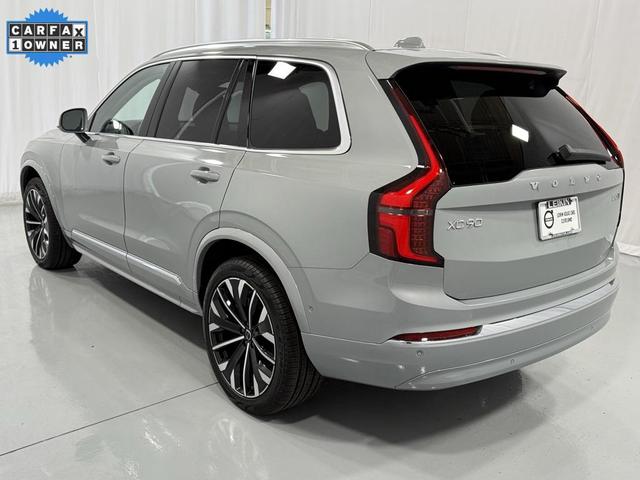 Photo of 2025 Vapour Grey Metallic Volvo XC90
