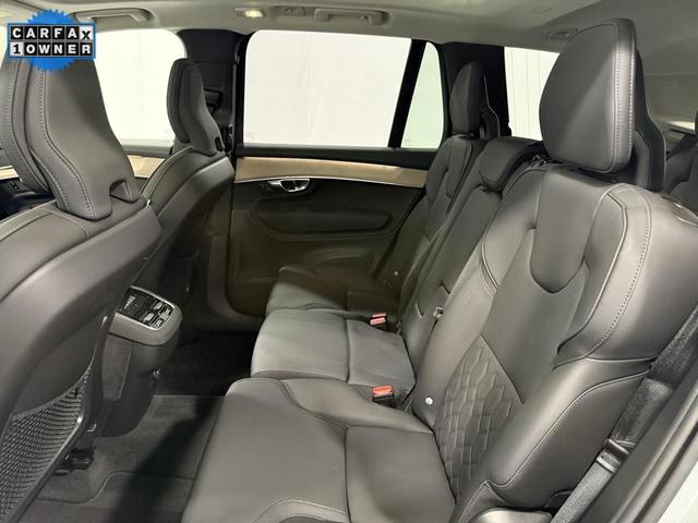Photo of 2025 Vapour Grey Metallic Volvo XC90