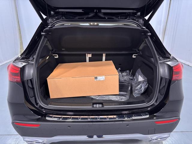 Photo of 2026 Black Mercedes-Benz GLA 250