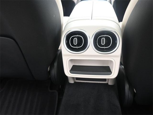 Photo of 2024 Polar White Mercedes-Benz C-Class