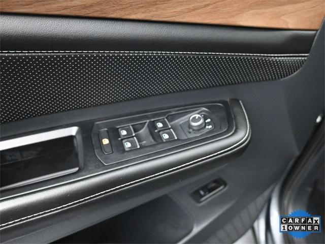 Photo of 2024 Platinum Gray Metallic Volkswagen Atlas