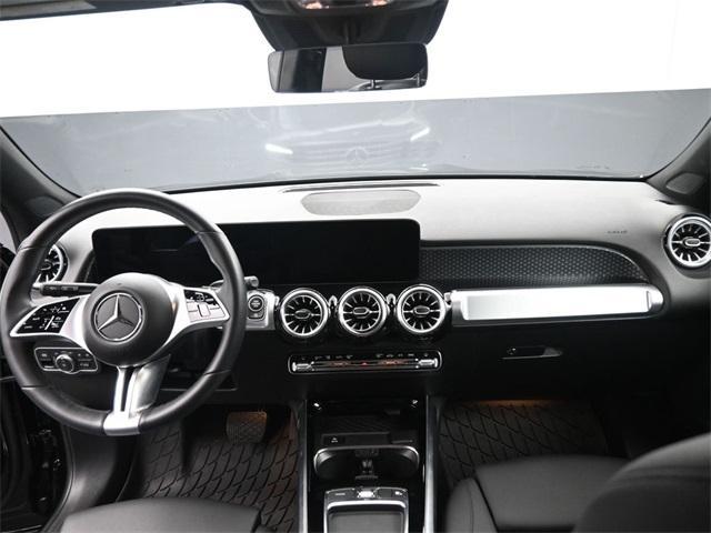 Photo of 2024 Black Mercedes-Benz GLB 250