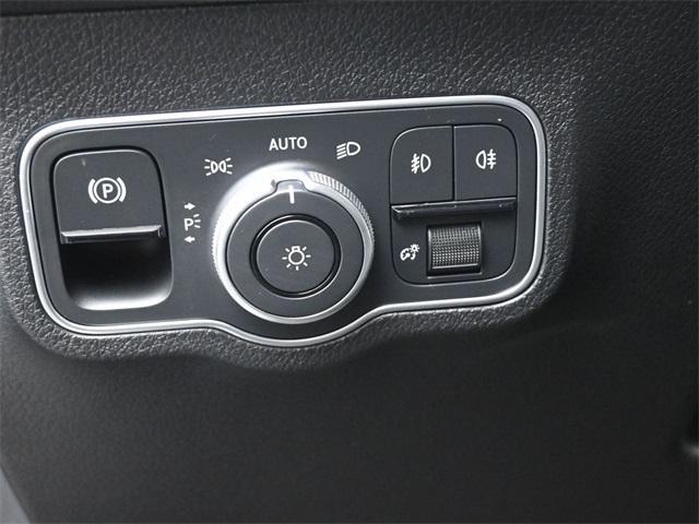 Photo of 2024 Black Mercedes-Benz GLB 250