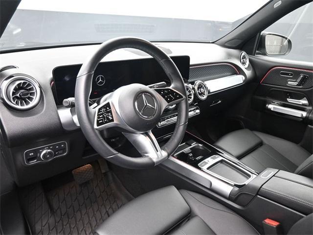 Photo of 2024 Black Mercedes-Benz GLB 250