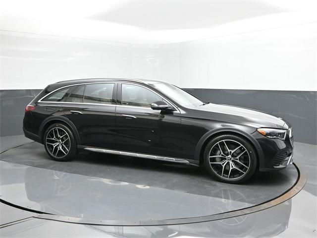 Photo of 2025 Obsidian Black Metallic Mercedes-Benz E-Class
