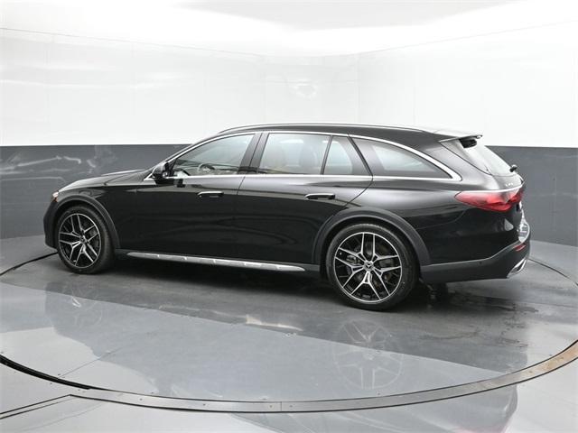 Photo of 2025 Obsidian Black Metallic Mercedes-Benz E-Class