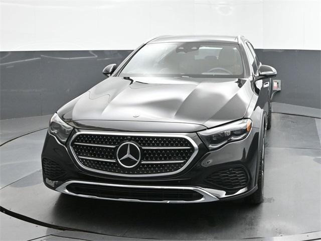 Photo of 2025 Obsidian Black Metallic Mercedes-Benz E-Class