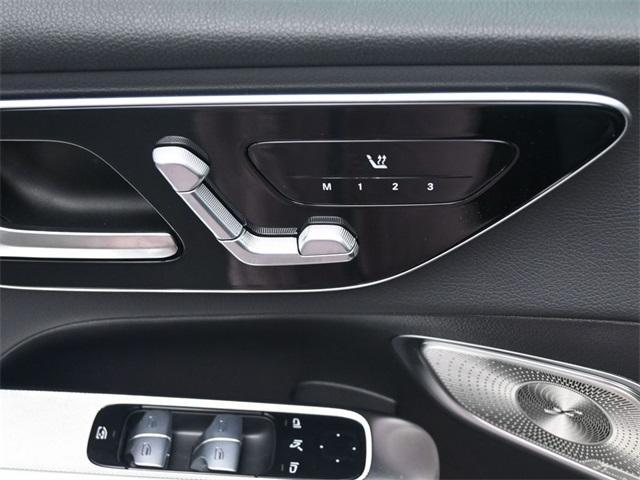 Photo of 2025 Black Mercedes-Benz GLC 350e