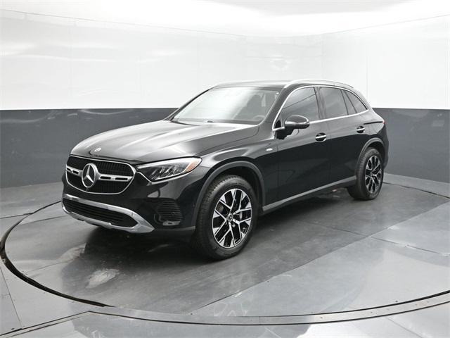 Photo of 2025 Black Mercedes-Benz GLC 350e