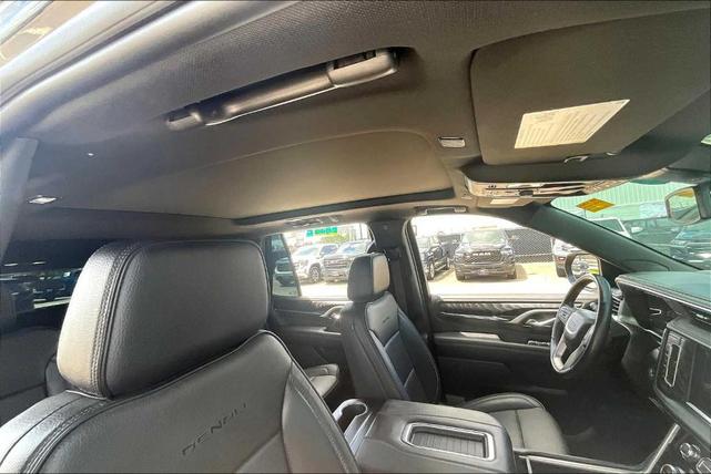 Photo of 2022 Onyx Black GMC Yukon