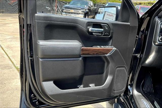 Photo of 2021 Onyx Black GMC Sierra 1500