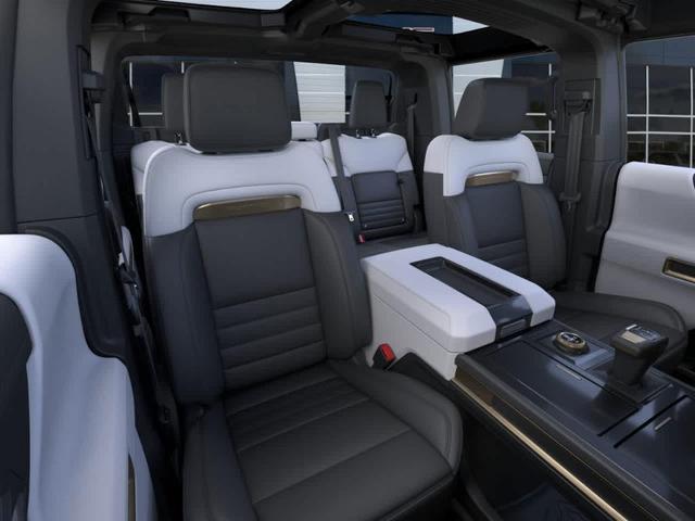 Photo of 2025 White GMC HUMMER EV Pickup