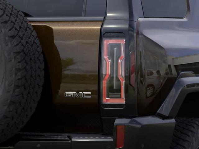 Photo of 2025 Brown GMC HUMMER EV SUV