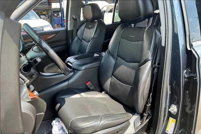 Photo of 2019 Shadow Metallic Cadillac Escalade