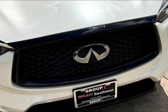 Photo of 2020 Majestic White INFINITI QX50